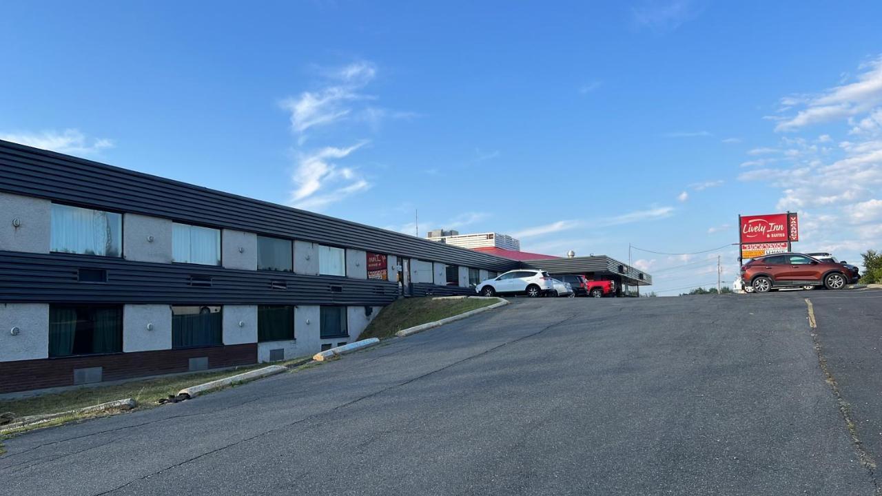 Lively Inn And Suites - Sudbury Naughton Zewnętrze zdjęcie