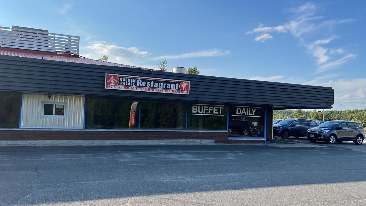 Lively Inn And Suites - Sudbury Naughton Zewnętrze zdjęcie