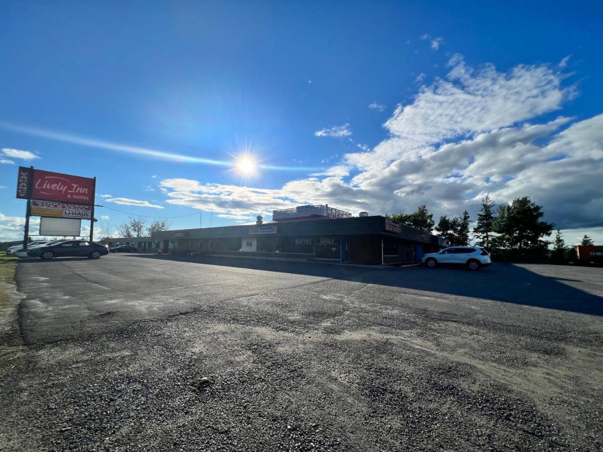 Lively Inn And Suites - Sudbury Naughton Zewnętrze zdjęcie