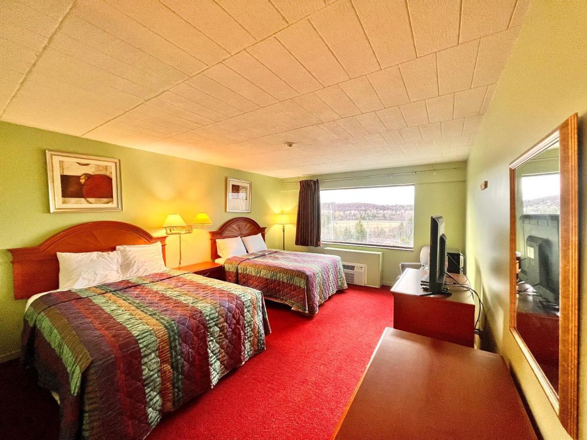 Lively Inn And Suites - Sudbury Naughton Zewnętrze zdjęcie