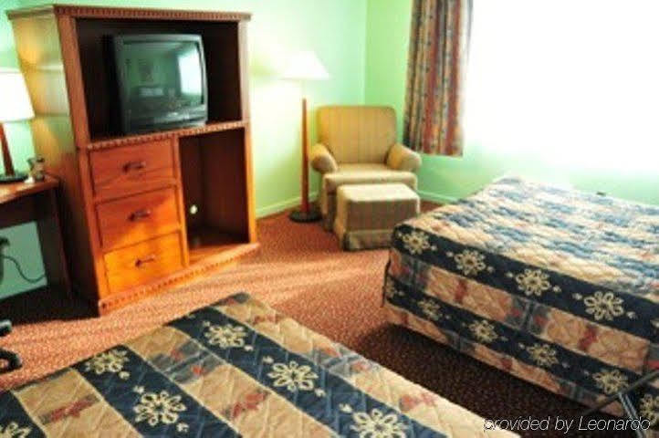 Lively Inn And Suites - Sudbury Naughton Pokój zdjęcie